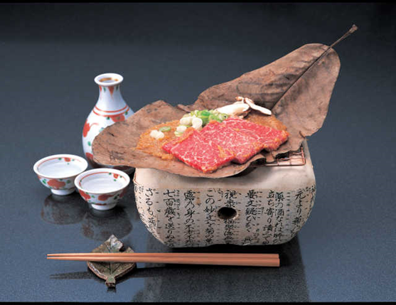 岐阜・「JAひだ」飛騨牛肩ロース焼肉＋朴葉味噌